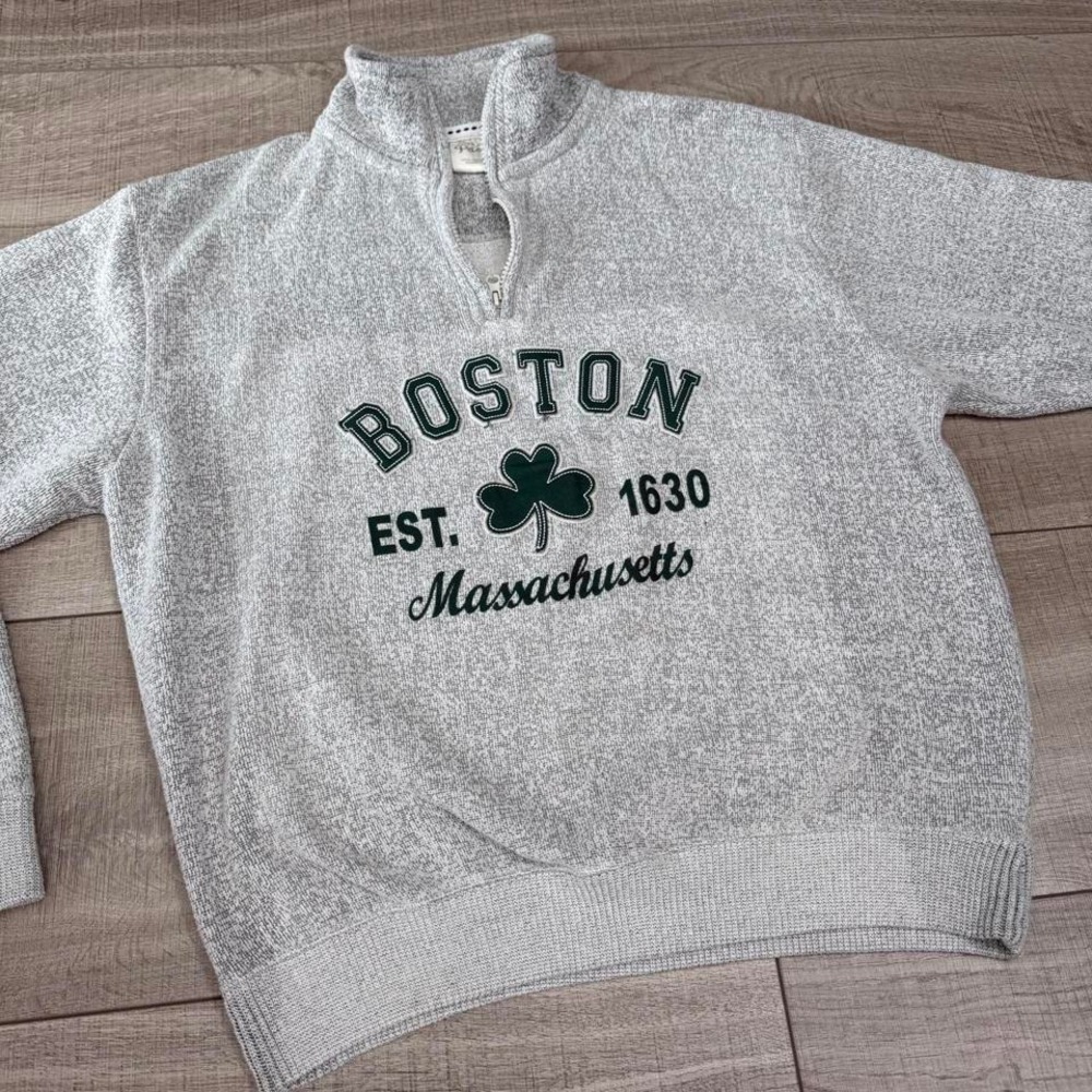 Boston Massachusetts Quarter Zip Sweatshirt -‎ Size L